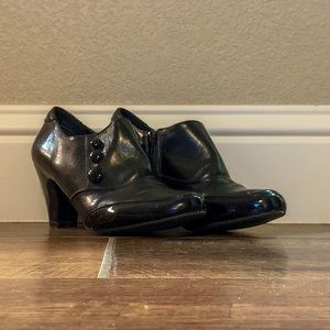 Nicole Black Ankle Boots w/Heel
